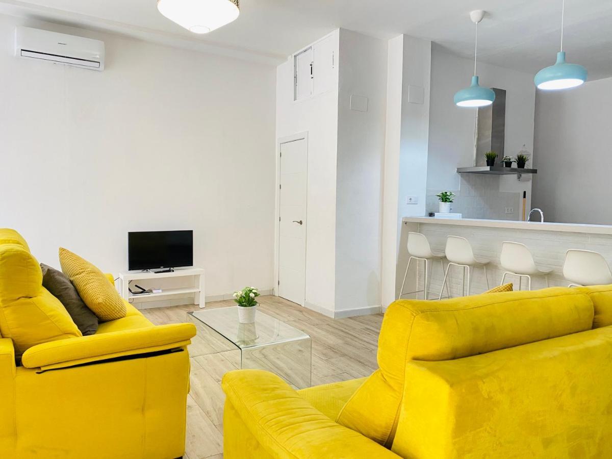 Flamenca Triana - Apartamento Wifi Con 2 Dormitorios 2 Sofas Camas 2 Banos Севилья Экстерьер фото