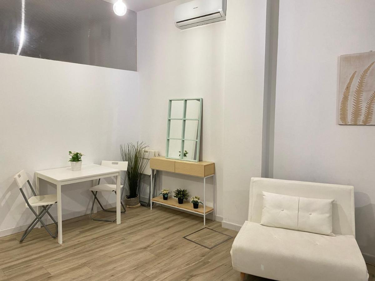 Flamenca Triana - Apartamento Wifi Con 2 Dormitorios 2 Sofas Camas 2 Banos Севилья Экстерьер фото